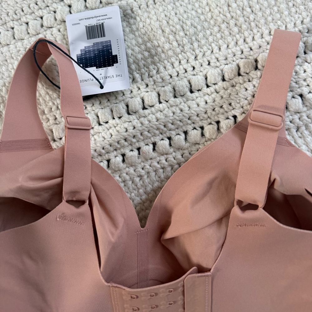 Evelyn & Bobbie Starlette Plunge Bra Wireless Padded Seamless Support NWT Size M - Picture 11 of 15